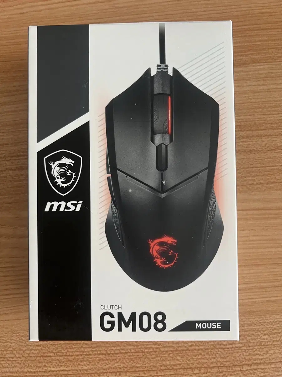 MSI GM08 마우스 입니다. 개봉안한 새상품입니다.